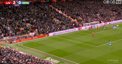 第51分钟，圣地亚哥-布埃诺角球乱战中破门，狼队扳回一城1-2落后